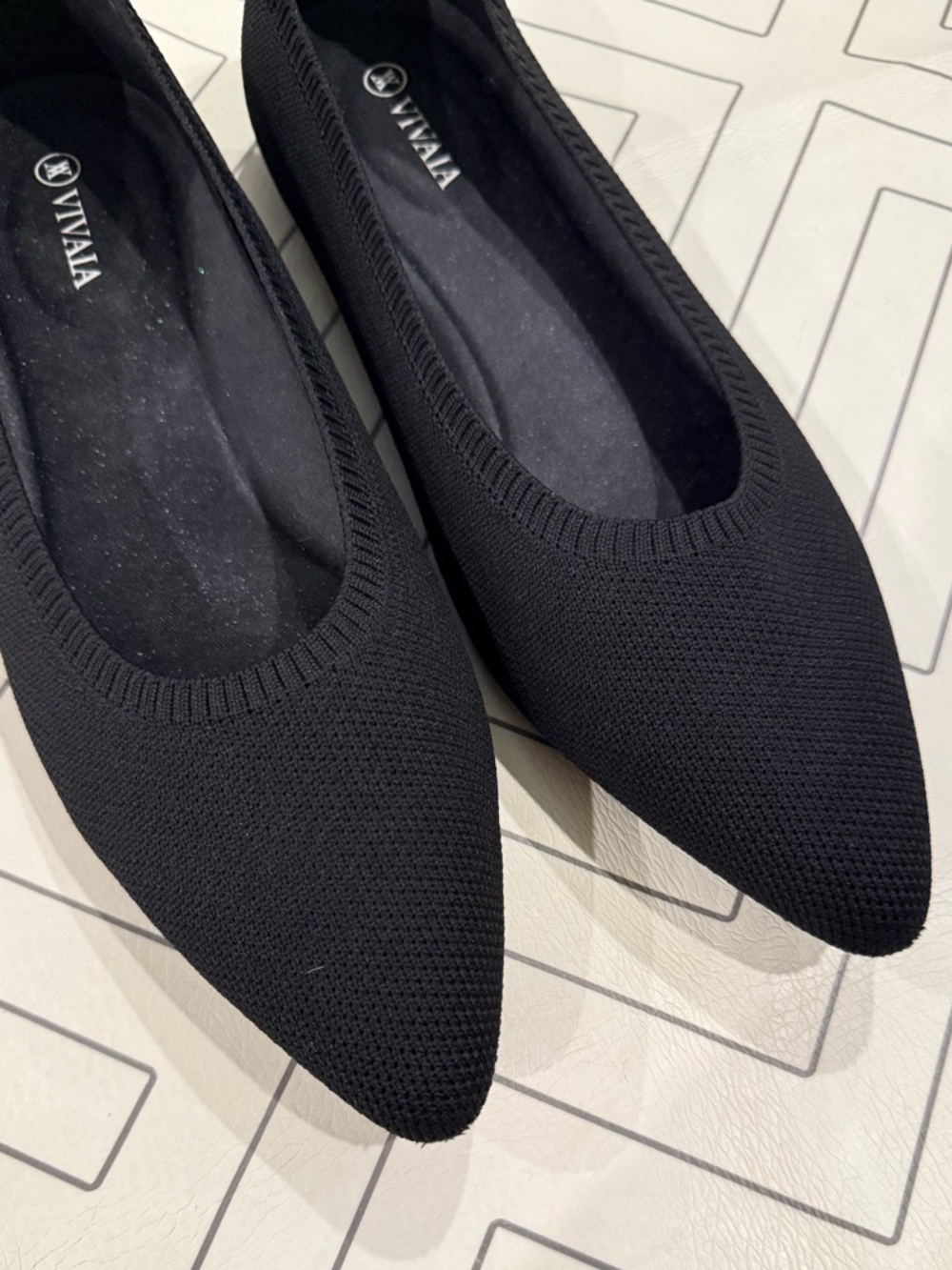 Vivaia Pointed Toe Black Flats - Picture 4 of 13